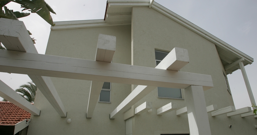 פרגולות של זיו אלון