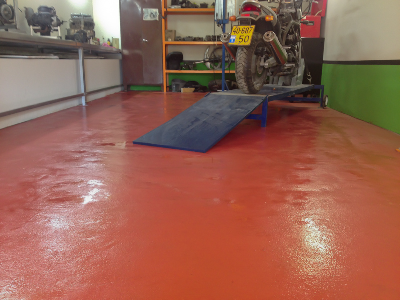 צבע לבטון בחניה פרטית