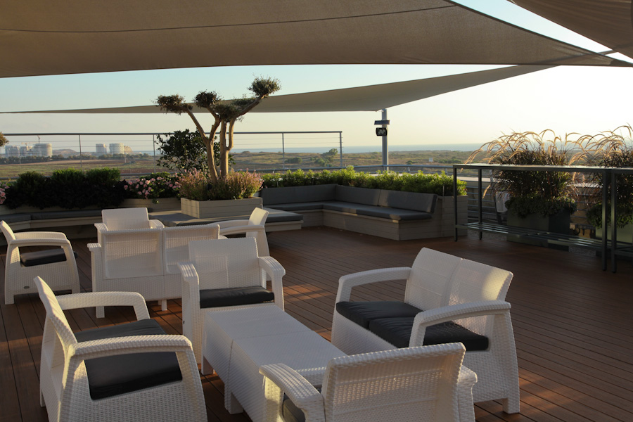 גג משרדים בהרצליה