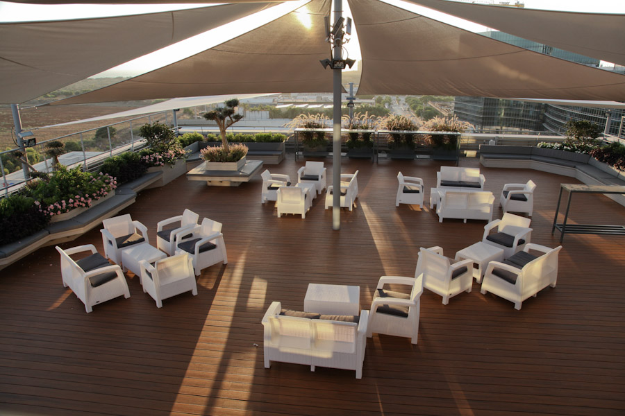 גג משרדים בהרצליה