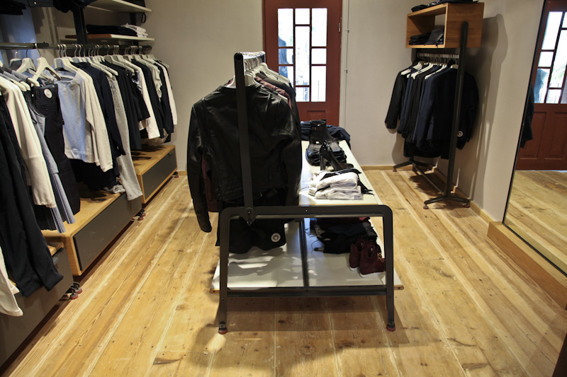 חנות G-Star מתחם שרונה