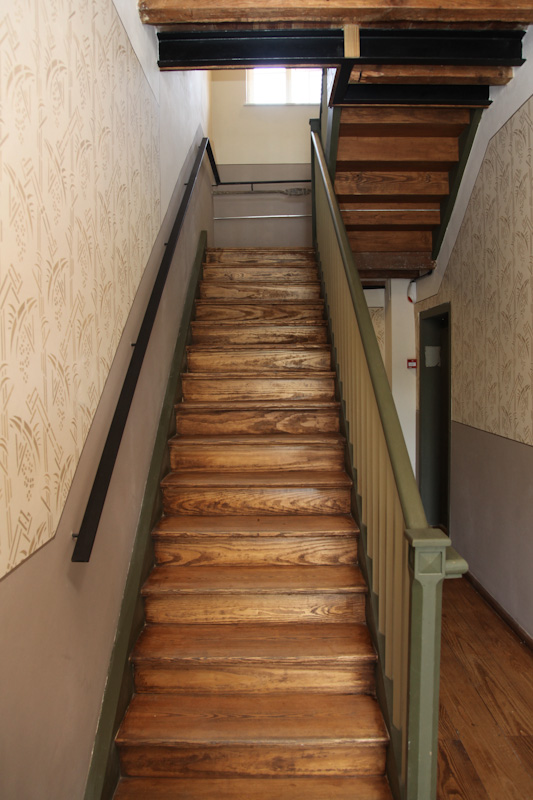 רצפות ותקרות פנים במתחם שרונה 2