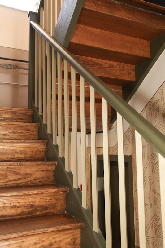 רצפות ותקרות פנים במתחם שרונה 2