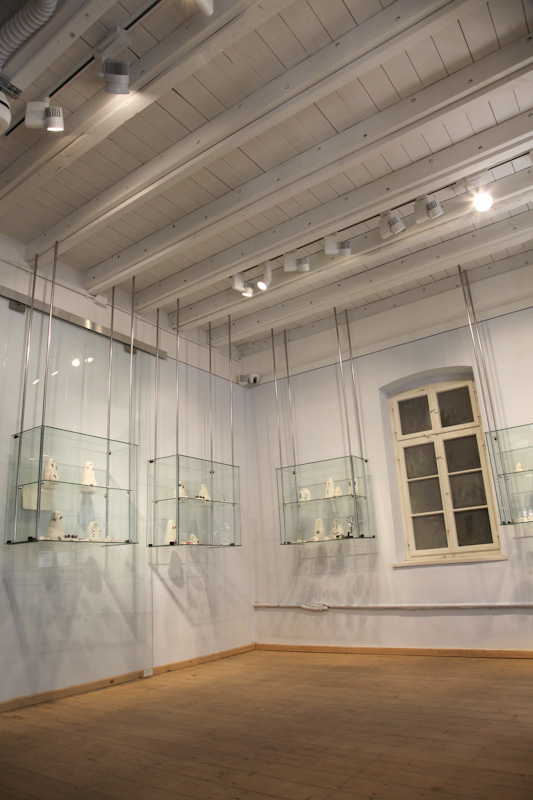 רצפות ותקרות פנים במתחם שרונה 1