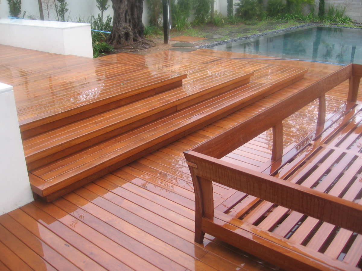 עבודות של סימן טוב