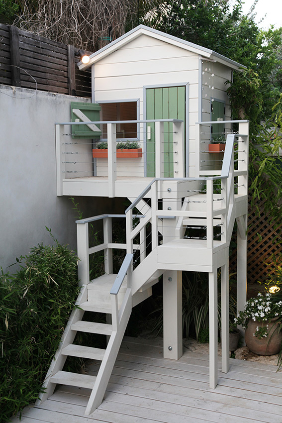 בית ילדים מעץ