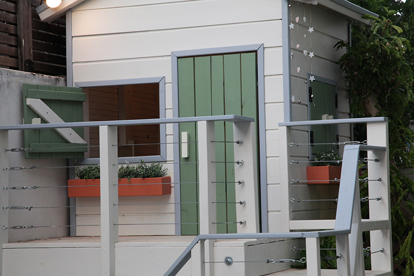 בית ילדים מעץ