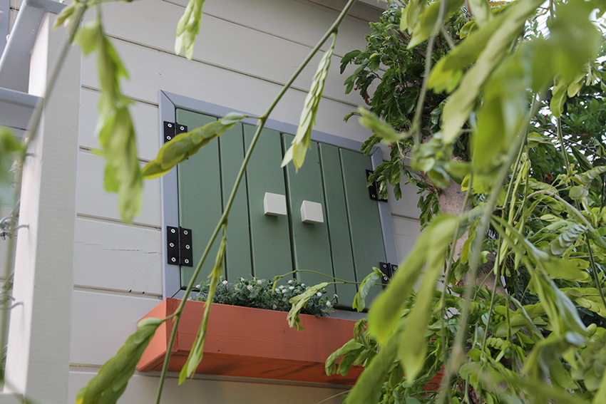 בית ילדים מעץ