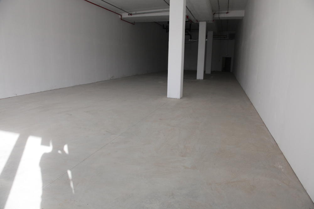 אפוקסי במתחם קניות מודיעין