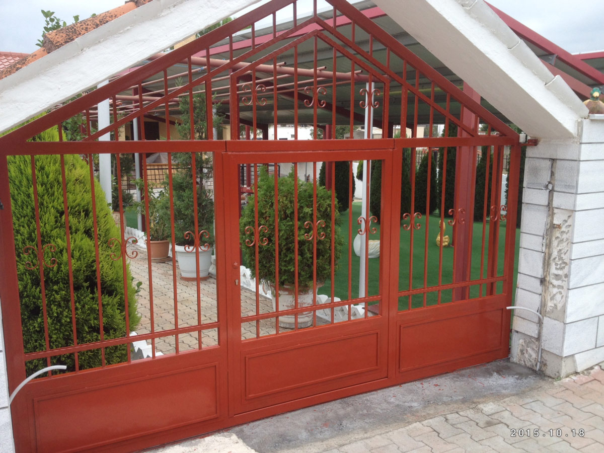 צביעת שער ברזל