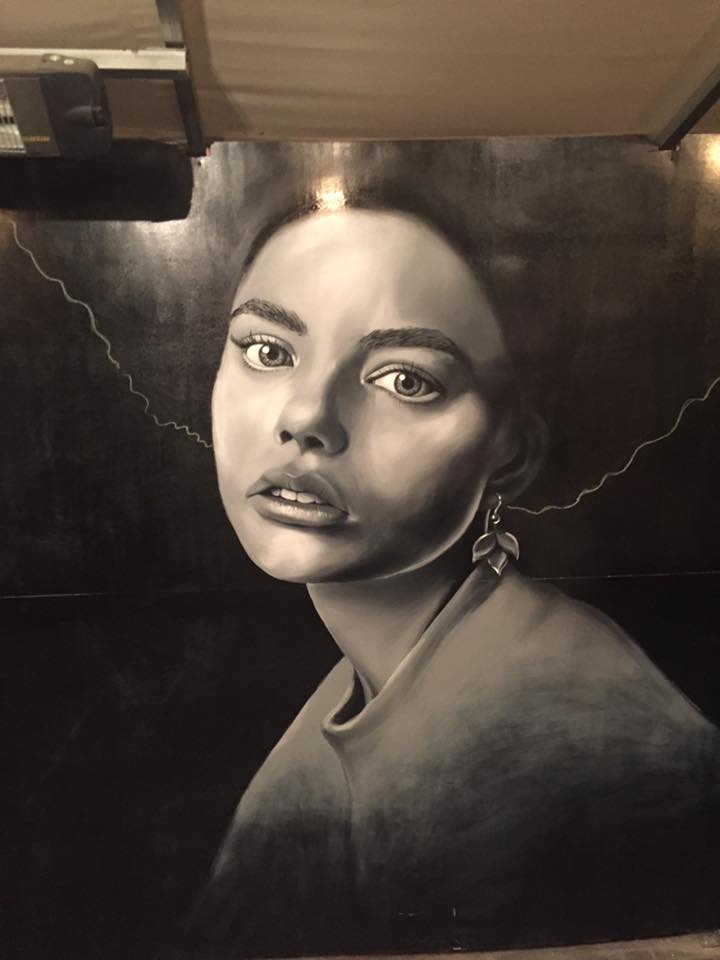 ציורי קיר עם סופר צבע