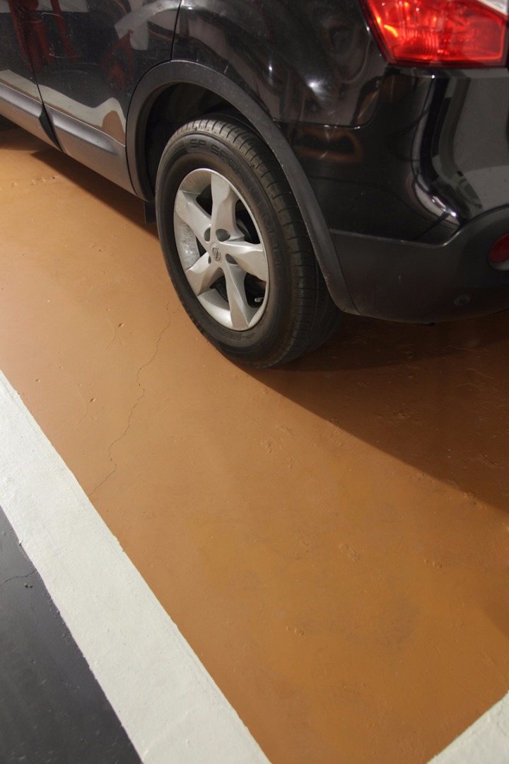 חניון בתל אביב