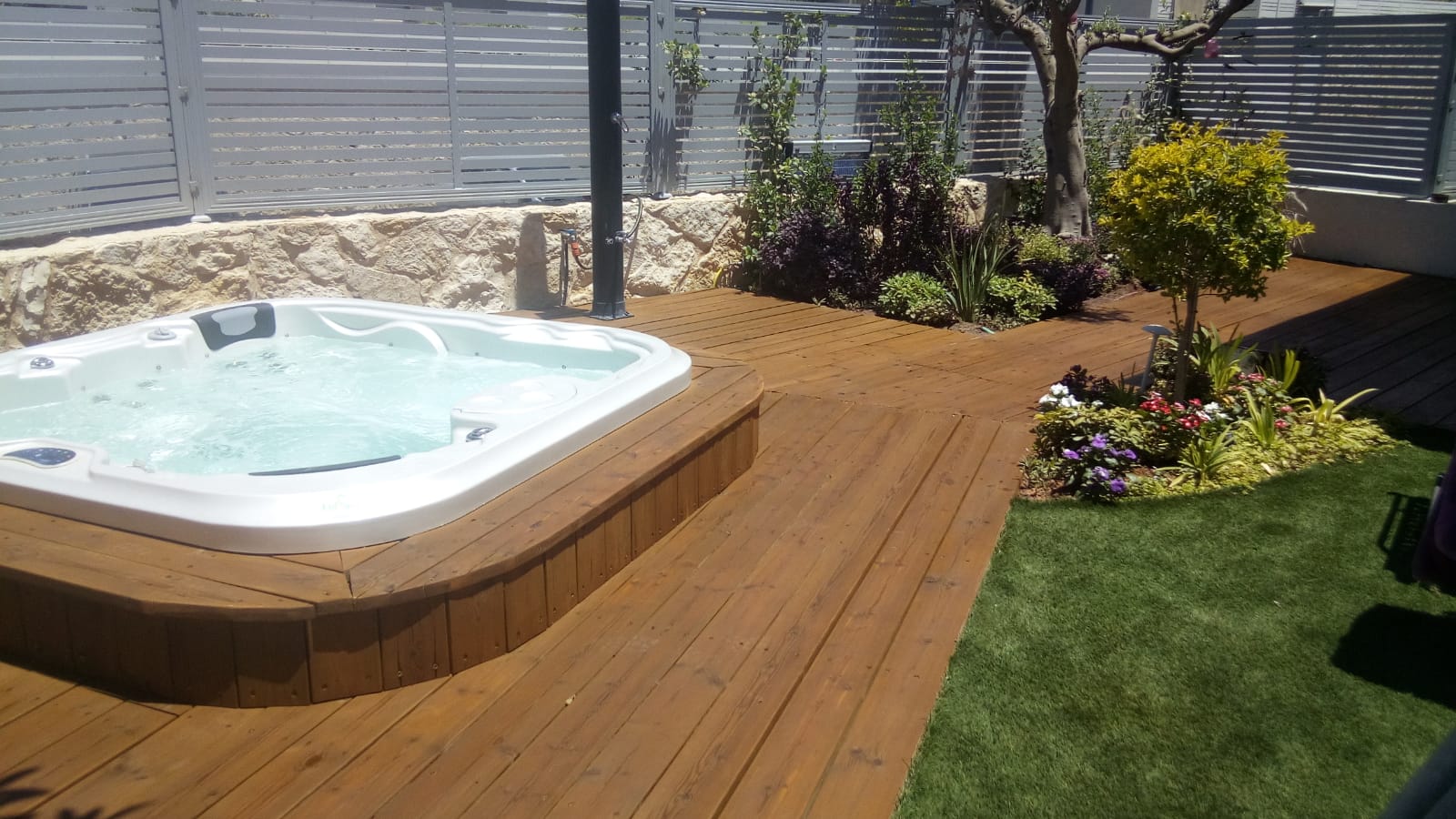 חידוש דק אורן - דקמן