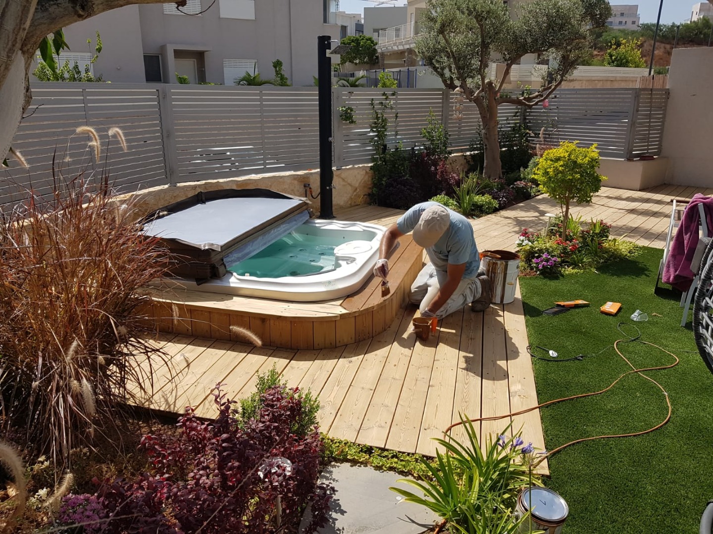 חידוש דק אורן - דקמן