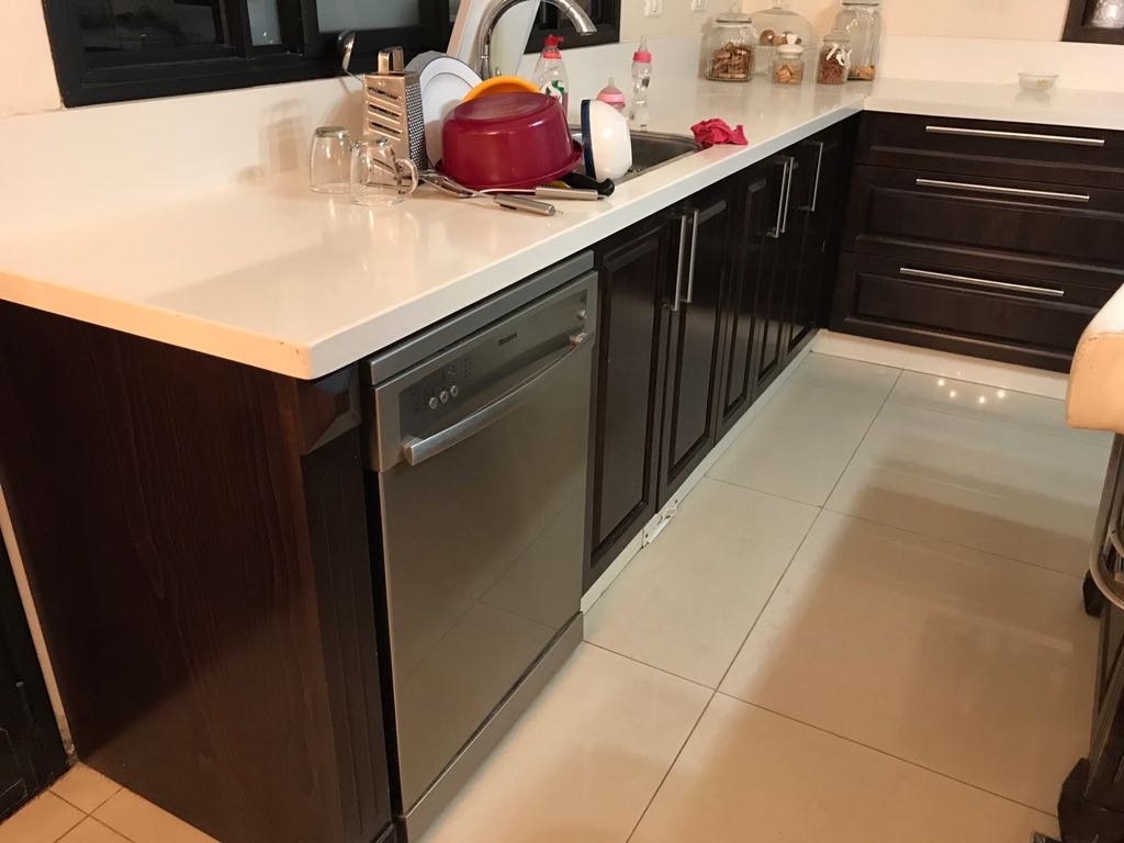 חידוש וצביעת מטבח חזיתות עץ