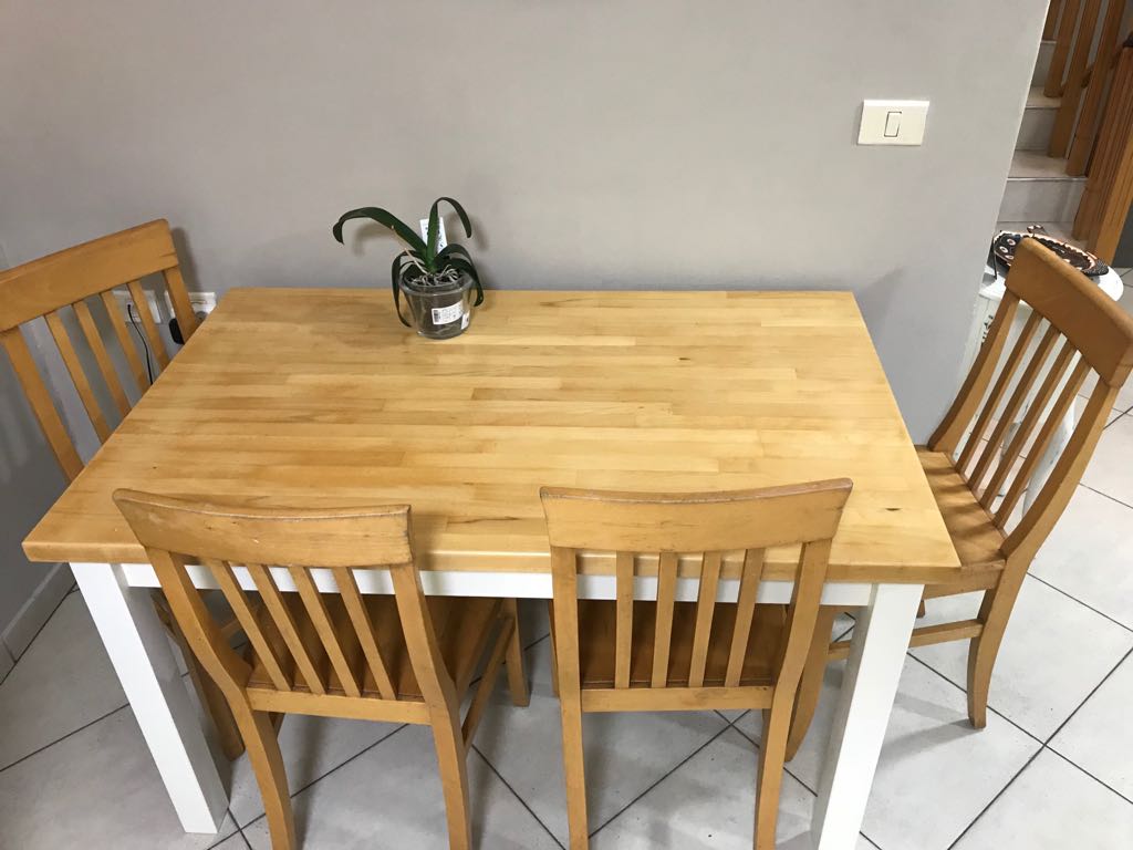 חידוש שולחן אוכל