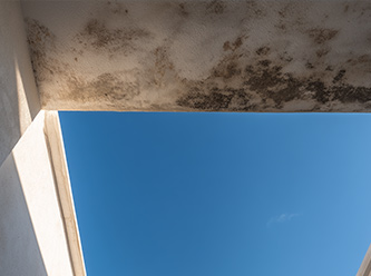 למנוע חדירת מים לריצוף המרפסת עם ננו סילר C שנספג ואינו יוצר שכבה שמתקלפת